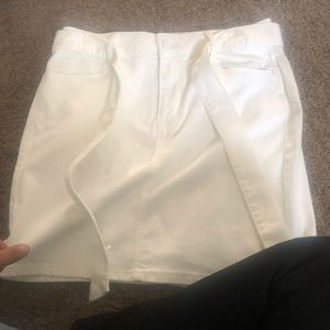 Apt 9 size 10 color white